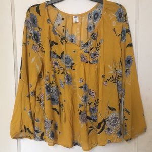 Boho floral top with tassels